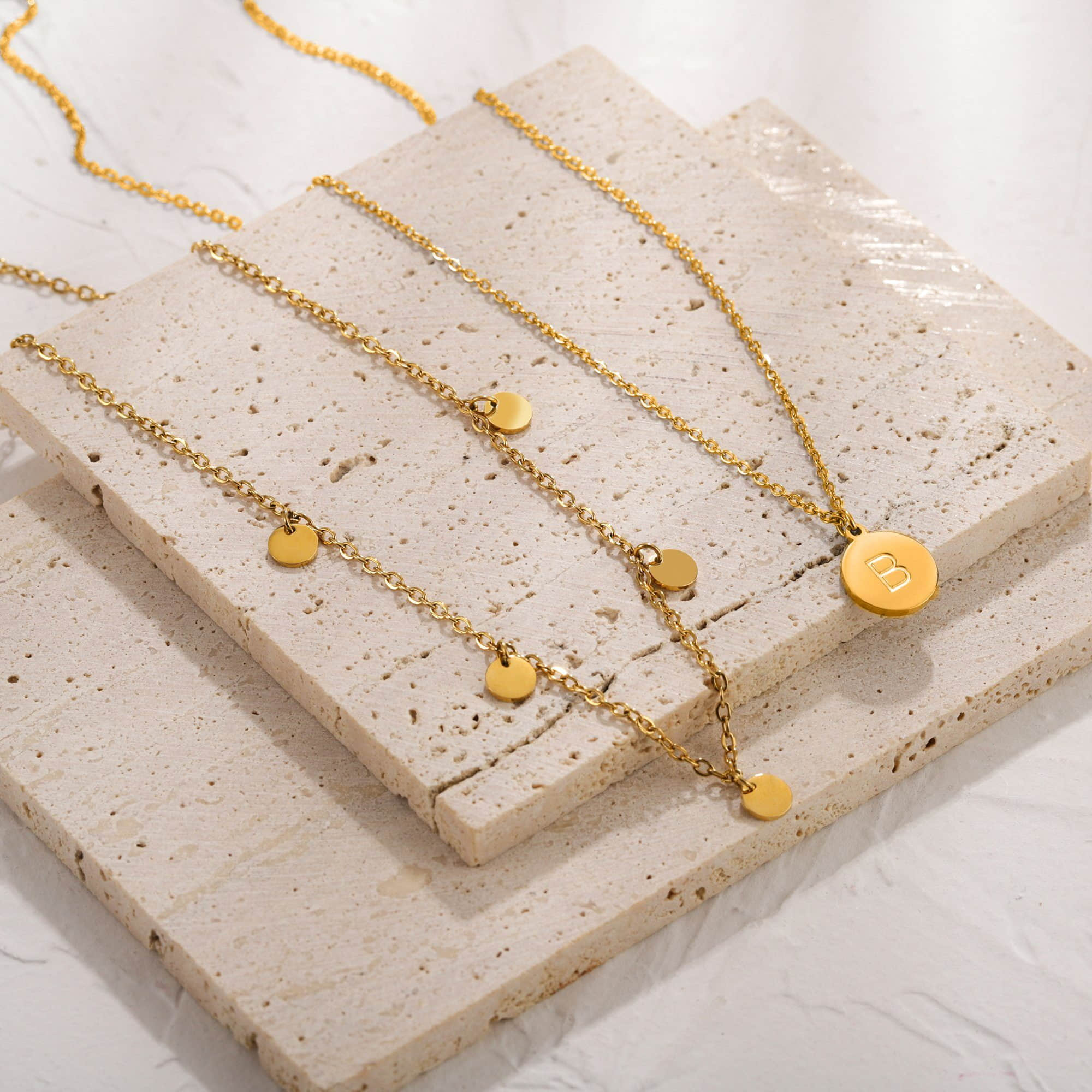 myToys Kim Johanson Kim Johanson Personalized Stainless Steel Necklace Set - Plate & A-Z Letters Gold