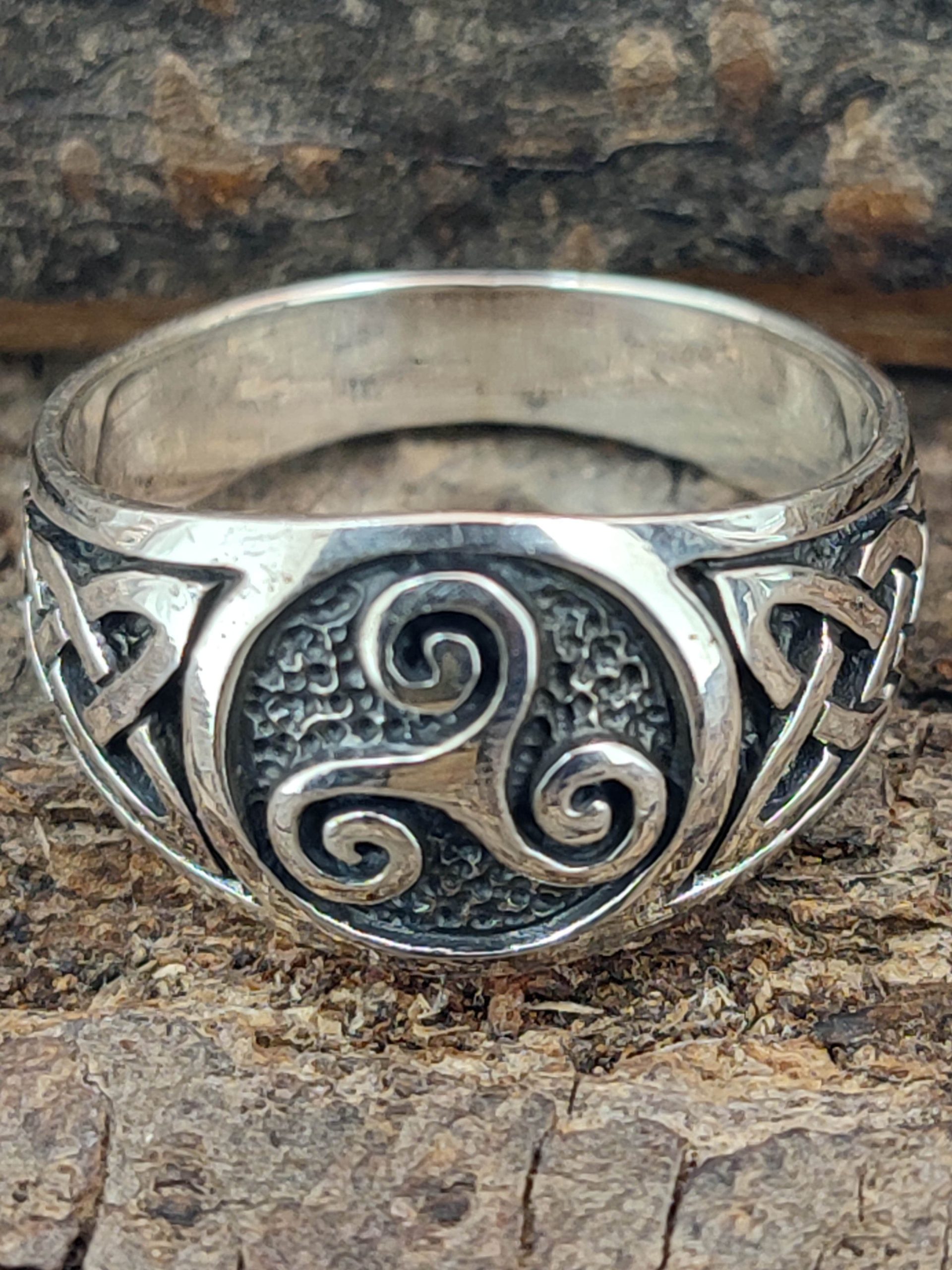 Kiss of Leather 925 Sterling Silver Triskele Ring - Celtic & Norse Design Kiss of Leather myToys